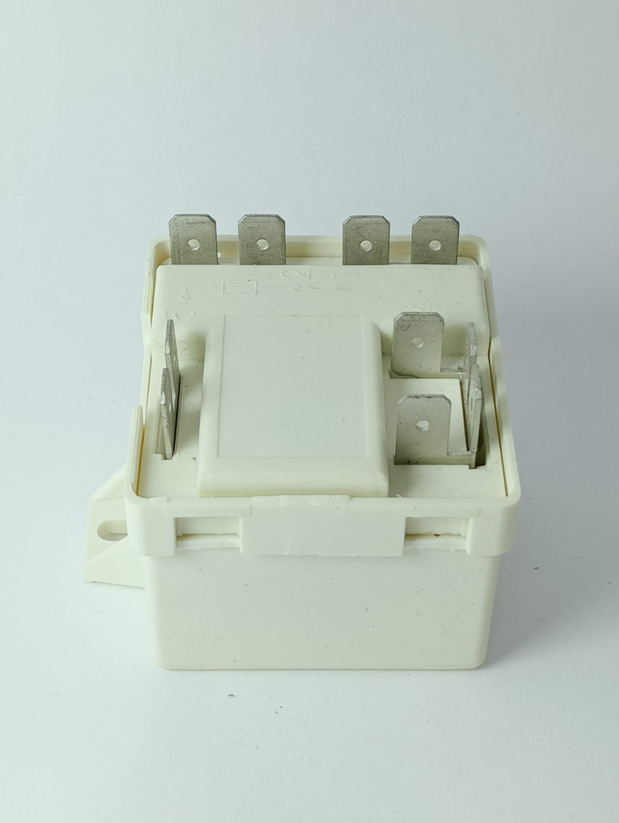 Relay 170VAC Potencial Bobina para Climas