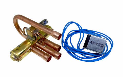 Válvula Reversible Vías 3/8 - 1/2 para Gas R22 - R135